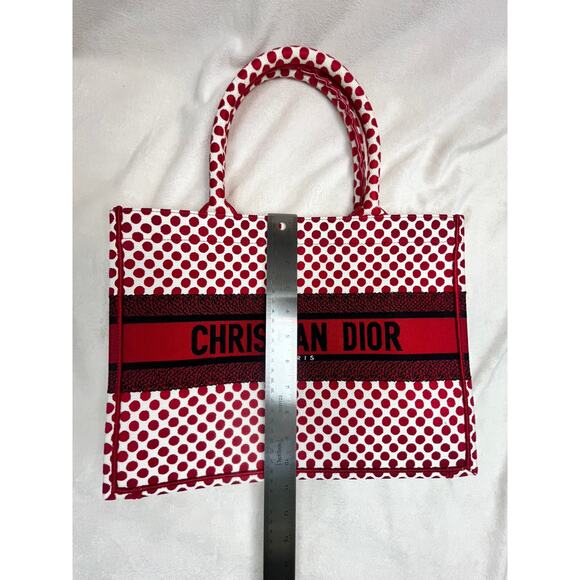 Christian Dior Canvas Medium DiorAmour Red Polka Dot Book Tote Limited Edition - Picture 16 of 16